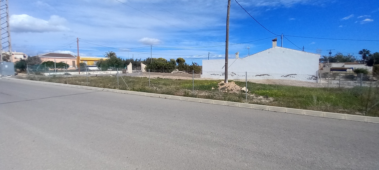 HCB-PARCELA 1: Land for sale in Los Montesinos