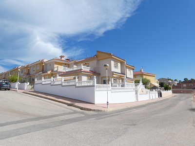 For Sale: Villa in Ciudad Quesada Beds: 3 Baths: 2 Price: 179,995€