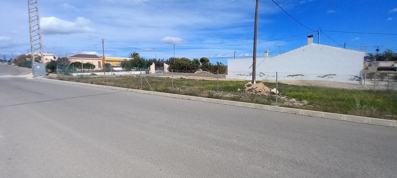 Land for sale in Los Montesinos, Costa Blanca