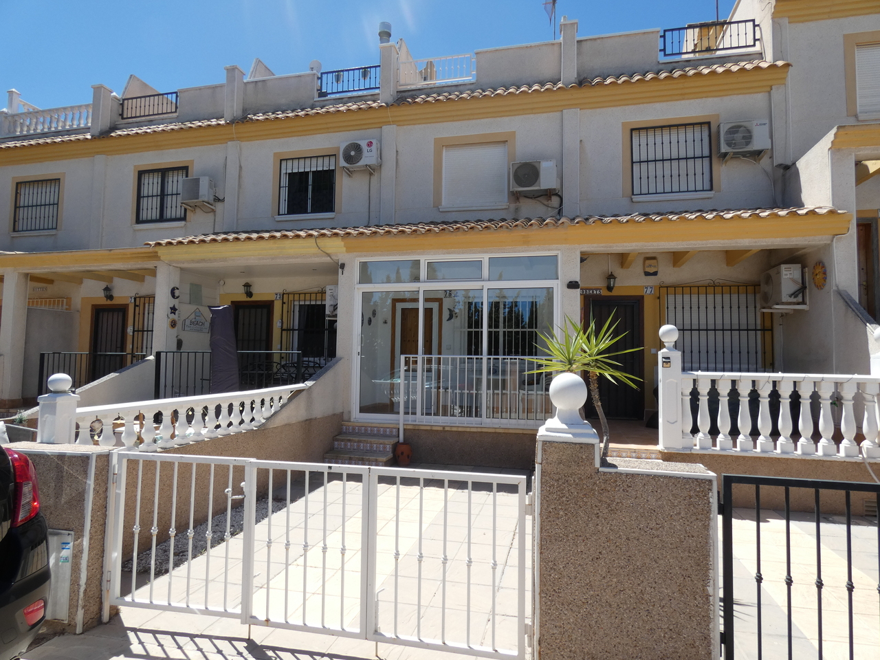 For Sale: 
Townhouse in Algorfa Beds: 2 Baths: 2 Price: 109,995€