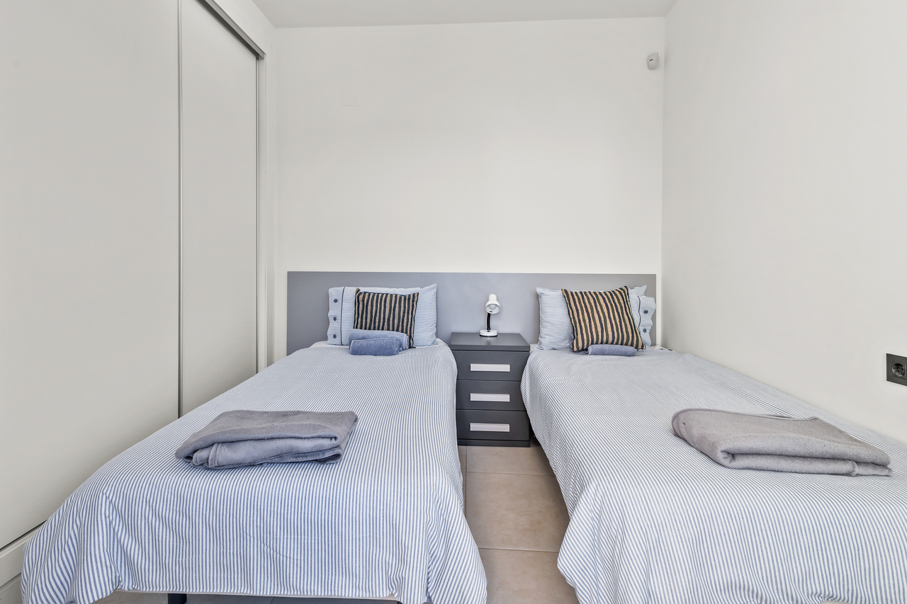 HCB-707: Villa for sale in Algorfa