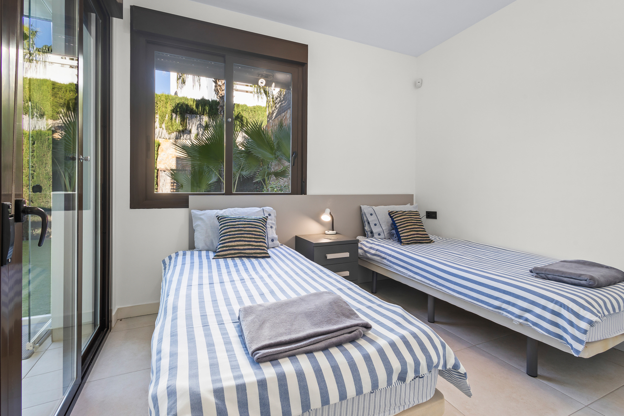 HCB-707: Villa for sale in Algorfa