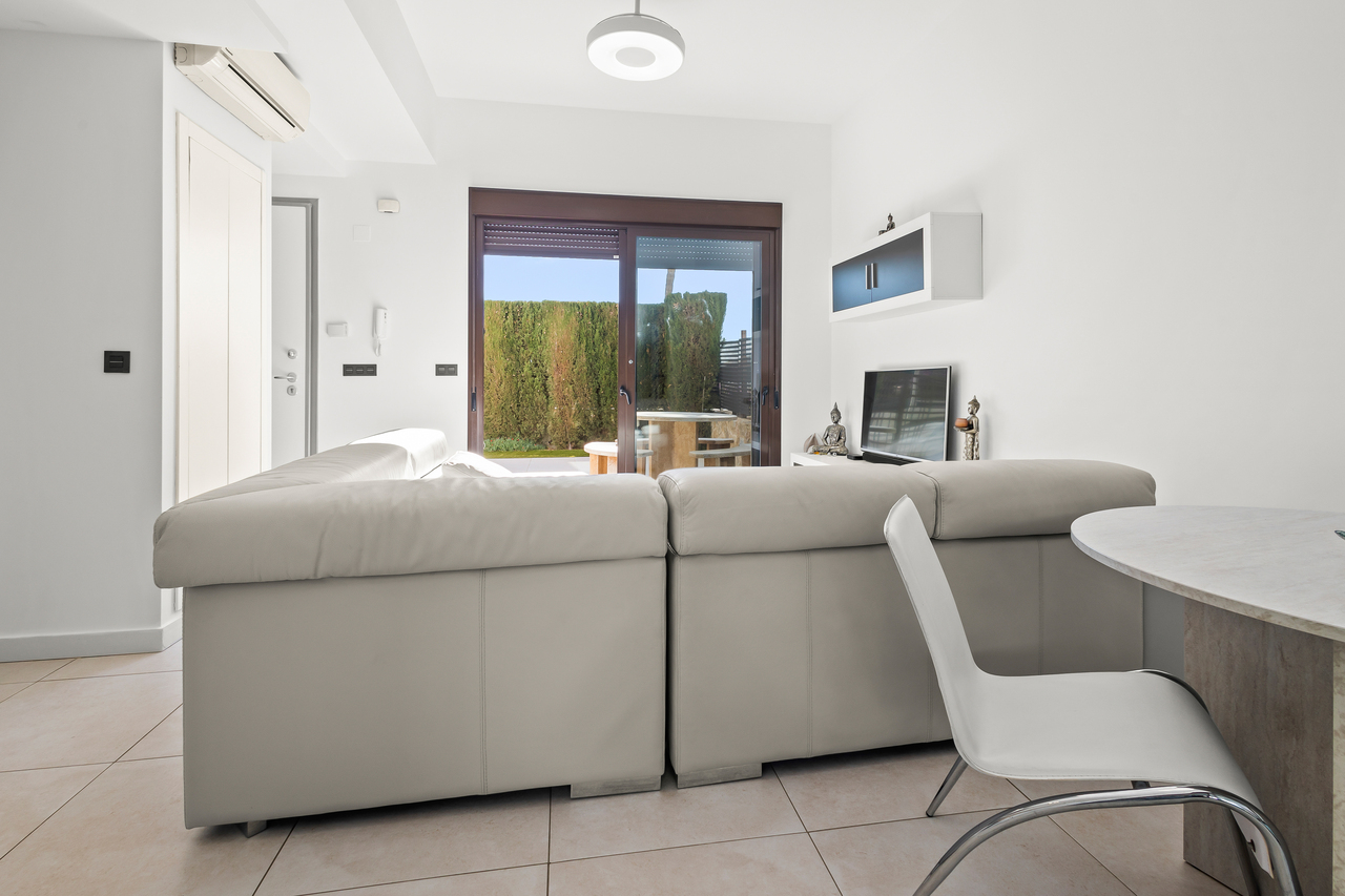 HCB-707: Villa for sale in Algorfa