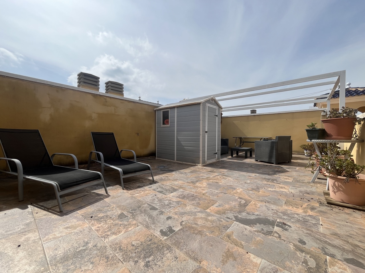 For Sale: 
Apartments in Algorfa Beds: 2 Baths: 1 Price: 145,000